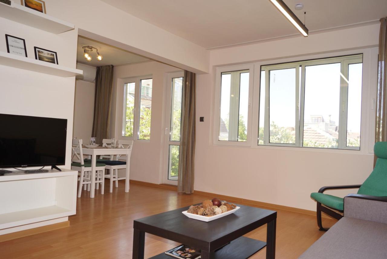 Spacious 2Bdr - Free Parking - Walk Everywhere - 300 Mbps Wifi Βάρνα Εξωτερικό φωτογραφία